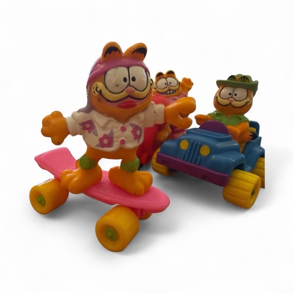 McDonald's Garfield Toy Vehicle Set - Red, Pink, Yellow, Blue - Picture 4 of 5